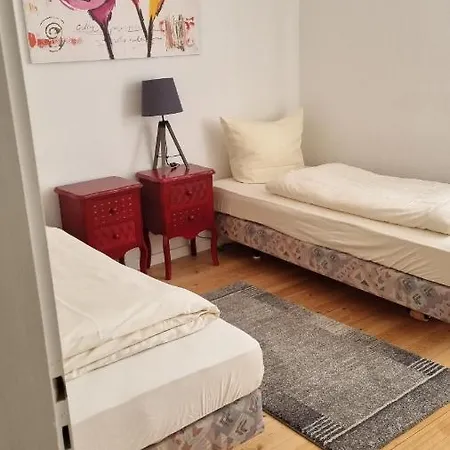 Monteurwohnungen An Der Tauber Apartmán *